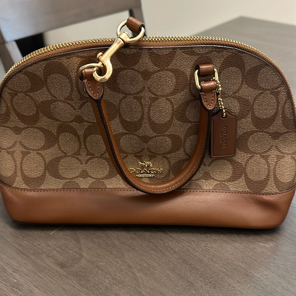 Coach purse crossbody